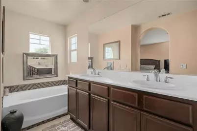 2618 W Via San Carlos, San Bernardino, CA 92410 - Photo 18