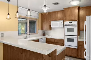 5495 Summit Dr, Wrightwood, CA 92397 - Photo 16