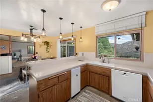 5495 Summit Dr, Wrightwood, CA 92397 - Photo 18