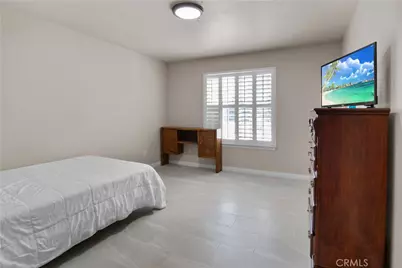 12210 Larch Street, Oak Hills, CA 92344 - Photo 18