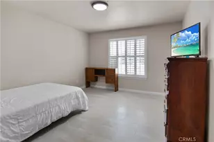 12210 Larch St, Oak Hills, CA 92344 - Photo 18