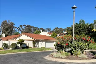 5149 Miembro, Laguna Woods, CA 92637 - Photo 2