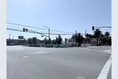 895 W 2nd Street, San Bernardino, CA 92410 - Photo 2