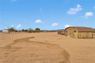 22612 Viento Rd, Apple Valley, CA 92308 - Photo 32