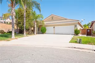 29100 Blue Spruce Cir, Menifee, CA 92584 - Photo 2