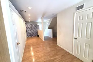 9146 Tobias Ave, Panorama City, CA 91402 - Photo 14