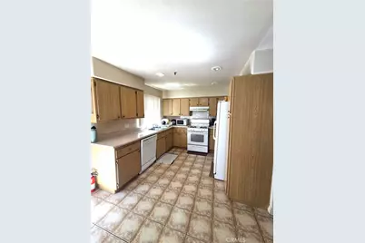 9146 Tobias Avenue #3, Panorama City, CA 91402 - Photo 12