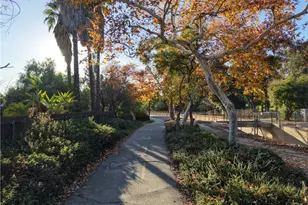 888 W Highpoint Dr, Claremont, CA 91711 - Photo 38