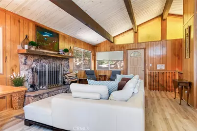 24514 Albrun, Crestline, CA 92325 - Photo 6
