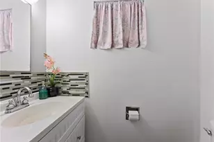 5203 Desert View Dr, Wrightwood, CA 92397 - Photo 12