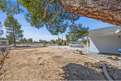 21928 Isatis Avenue, Apple Valley, CA 92307 - Photo 6