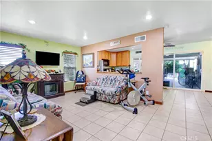 1546 E Redwood Ave, Ontario, CA 91762 - Photo 4