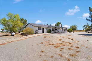 11574 Silver Rock Rd, Pinon Hills, CA 92372 - Photo 40