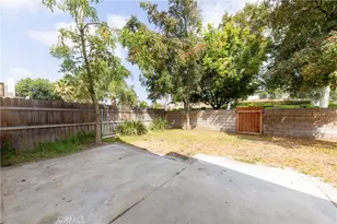 1204 W Victoria St, Rialto, CA 92376 - Photo 30