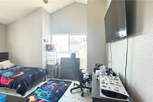 3025 Kennedy Way, Bakersfield, CA 93309 - Photo 30