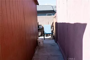 9010 Newport, Fontana, CA 92335 - Photo 38