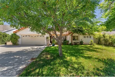 724 Kingswell Avenue, Banning, CA 92220 - Photo 2