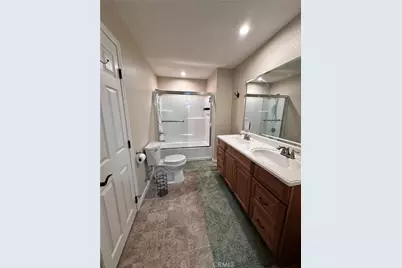 23995 Scenic Dr, Crestline, CA 92325 - Photo 16