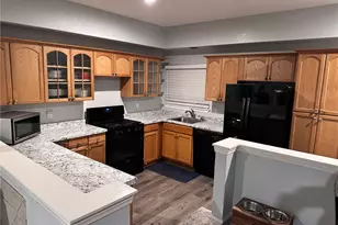 23995 Scenic Dr, Crestline, CA 92325 - Photo 8