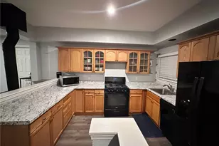 23995 Scenic Dr, Crestline, CA 92325 - Photo 10