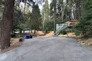 23995 Scenic Dr, Crestline, CA 92325 - Photo 2