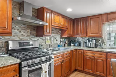 2865 W Rialto Avenue #17, Rialto, CA 92376 - Photo 6