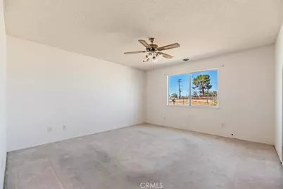 16924 Crestview, Victorville, CA 92395 - Photo 28