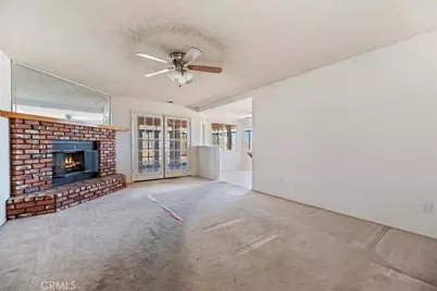 16924 Crestview, Victorville, CA 92395 - Photo 14