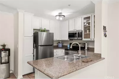 1020 La Terraza Circle #102, Riverside, CA 92879 - Photo 4