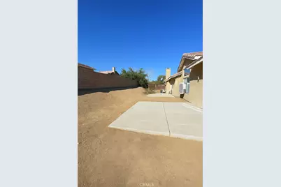 14780 Hamilton, Adelanto, CA 92301 - Photo 10