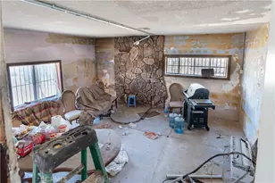 25435 Skyline Dr, Apple Valley, CA 92308 - Photo 14