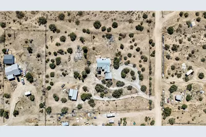 25435 Skyline Drive, Apple Valley, CA 92308 - Photo 20