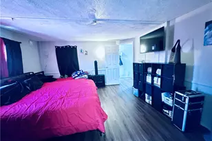 250 N Linden Ave, Rialto, CA 92376 - Photo 24