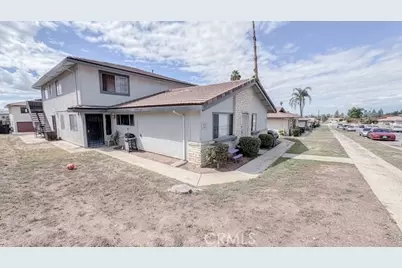 3465 20th Street, Highland, CA 92346 - Photo 2