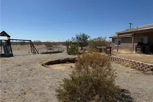 12911 Corton, Phelan, CA 92371 - Photo 28