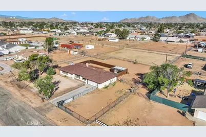 15130 Flathead, Apple Valley, CA 92307 - Photo 32