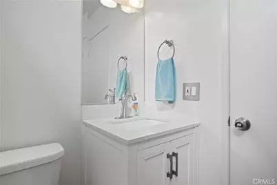 123 S Hollenbeck Avenue, Covina, CA 91723 - Photo 22