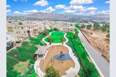 7340 Garnet Ridge, Jurupa Valley, CA 92509 - Photo 34