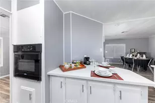 22899 Byron Rd, Crestline, CA 92325 - Photo 18