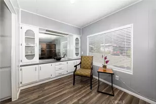 22899 Byron Rd, Crestline, CA 92325 - Photo 12