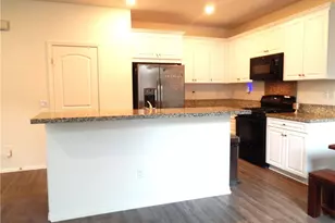 17692 Cornsilk Ln, San Bernardino, CA 92407 - Photo 8