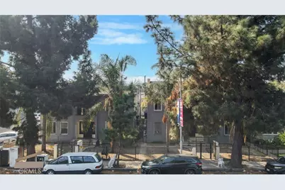 844 W Martin Luther King Jr. Boulevard, Los Angeles, CA 90037 - Photo 12
