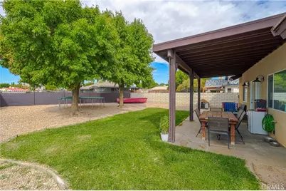 27220 Strawberry Lane, Helendale, CA 92342 - Photo 28