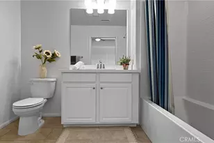 422 W Rte 66, Glendora, CA 91740 - Photo 12