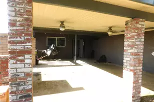 8801 Hickory Dr, California City, CA 93505 - Photo 22