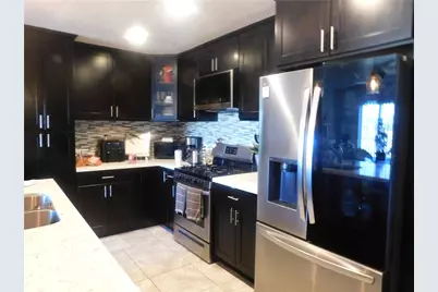 8801 Hickory Drive, California City, CA 93505 - Photo 6