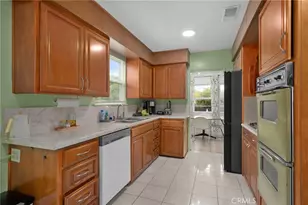 1421 Valencia, San Bernardino, CA 92404 - Photo 8