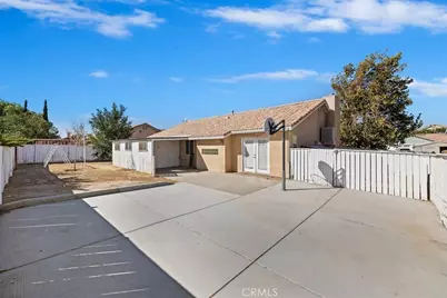 12441 Petaluma, Victorville, CA 92392 - Photo 32