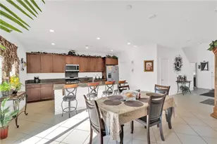 15457 Red Pepper Pl, Fontana, CA 92336 - Photo 16