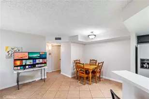 14610 Erwin St, Van Nuys, CA 91411 - Photo 6